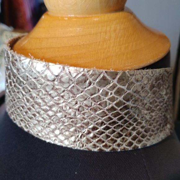 SOLD - Picture 3 of 3